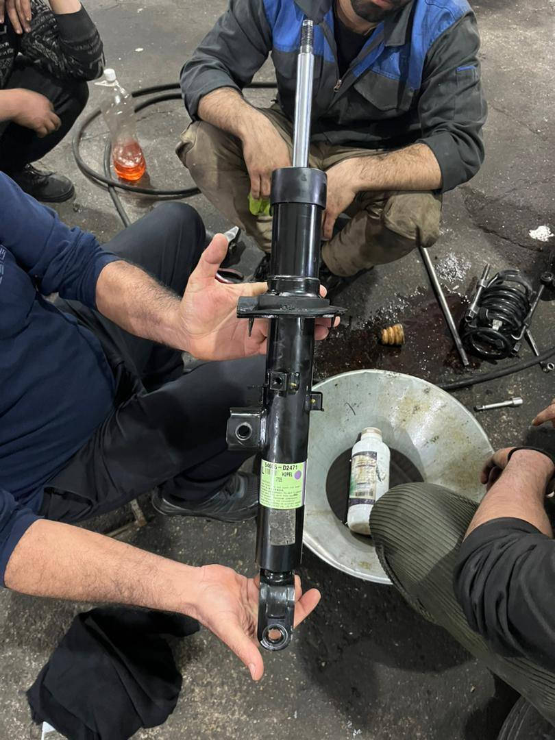 سلام علیکم محتاج دبل G90کهربائى جهه سایق2018
