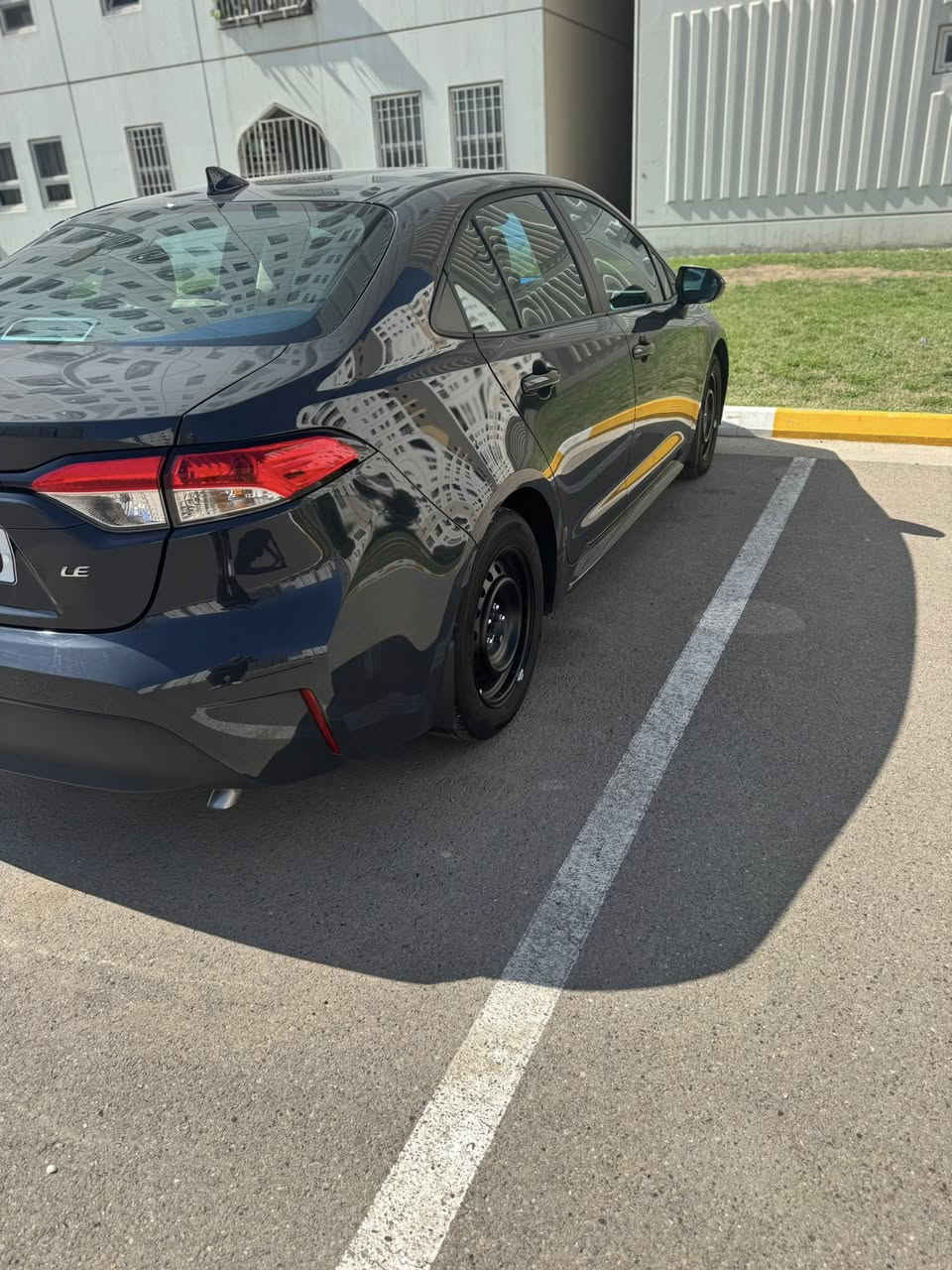 سلام عليكم كورلا 2025 ياباني اصلي .. وارد أمريكي بدون حادث  كلين دخول دهوك كفاله عامه ماشيه 2000  سياره صارله شهر من داخله للعراق

لون سمنتي 

فئه E  نص موصفات 

راداد توقف

اوتو هولد 

فول تحكم ستيرن 

محرك 2000
 

هاند بريك كهربائي 

شاشة ابل كار + كامرة 

لد امامي  

رقم اربيل بسمي تحويل مباشر .. السعر180  .. مكاني بغداد  ../***********   مامتوجد على الفيس
