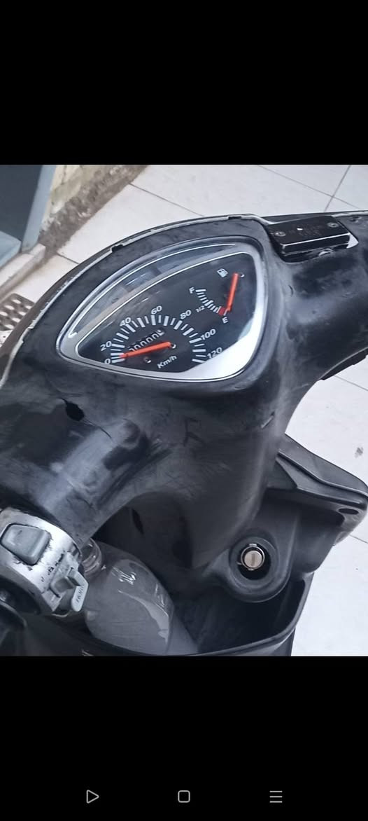 دراجه ماكس عدله للبيع الدراجه نكره سلف وهندر بنفس الوقت والدراجه مكفوله كفرات كله بلادي مختم و الدراجه كلش نضيفه  مكان الدراجه بغداد الطوبجي التواصل ***********
