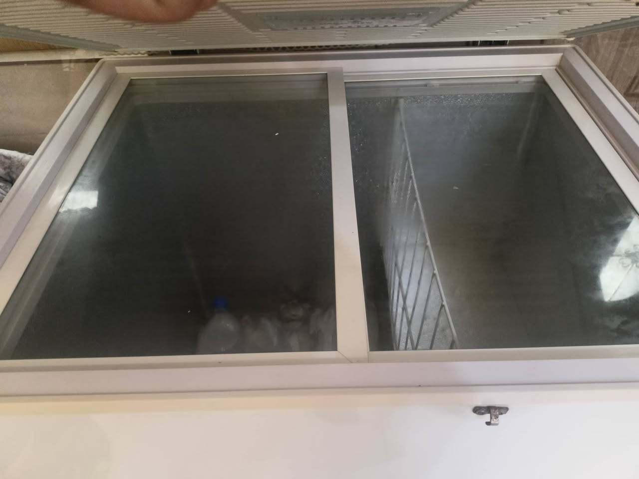 مجمدة ١٠ قدم شغالة العنوان حي السماح الثانية سايدين ٣٠ مقابل ماركت السماح السعر ١٥٠ بيها مجال قليل


**إذا كنت صاحب هذا الإعلان وتريد حذفه لأي سبب، رجاءا أرسل رسالة إلى الدعم الفني**