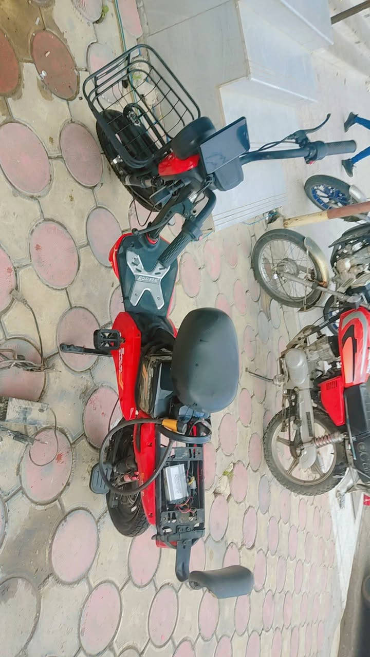 ماطور شحن للبيع كلشي شغل شرات بداعي السفر والله نضيف فول سعر 180 وبيه مجال قليل


**إذا كنت صاحب هذا الإعلان وتريد حذفه لأي سبب، رجاءا أرسل رسالة إلى الدعم الفني**