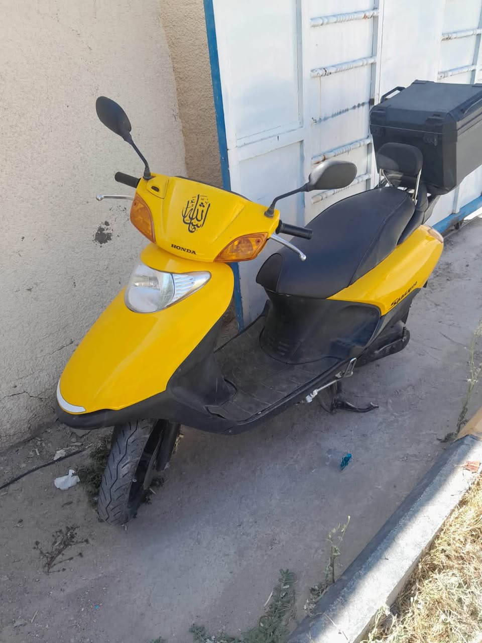 السلام عليكم شباب سبيسي للبيع مجفته مره واحده  السعر 650 وبي مجال قليل (‭***********‬ )
