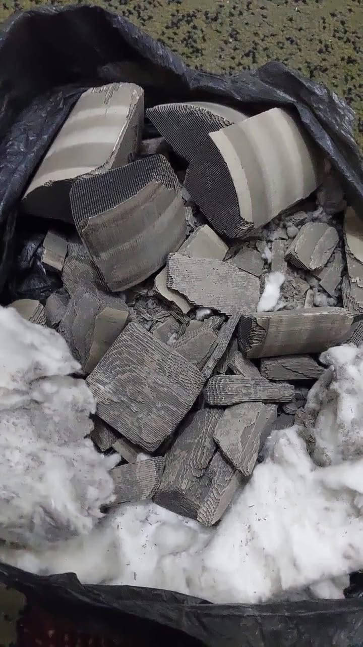 ‏بيع وشراء حجر بي بأسعار تنافسية***********
