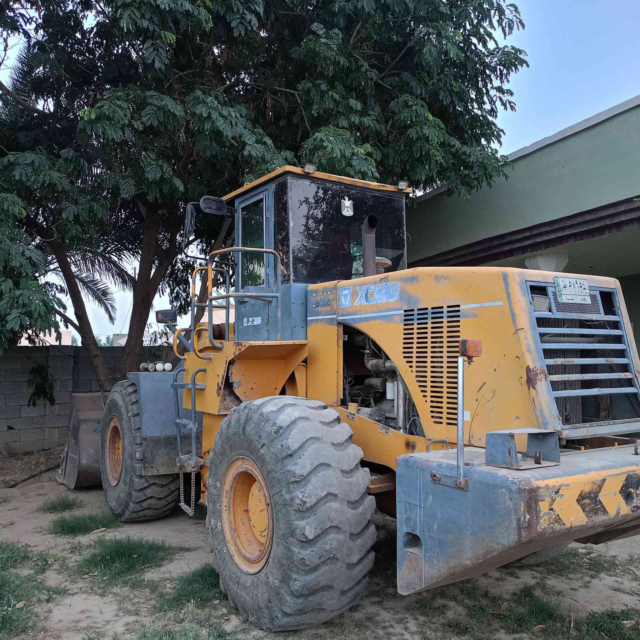 شفل للبيع صيني ZL50 موديل 2008 السعر 205وبي مجال للاستفسار الاتصال ***********
