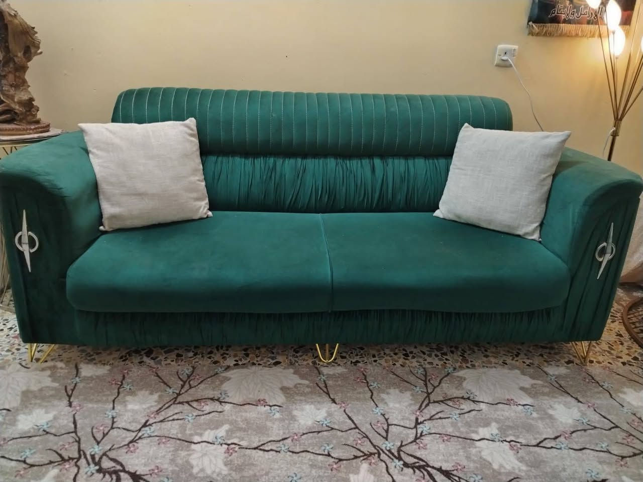 تخم للبيع مابي اي ضرر اخو الجديد مستعجلين ع البيع سعره ٤٢٥ وبي مجال العنوان بغداد


**إذا كنت صاحب هذا الإعلان وتريد حذفه لأي سبب، رجاءا أرسل رسالة إلى الدعم الفني**