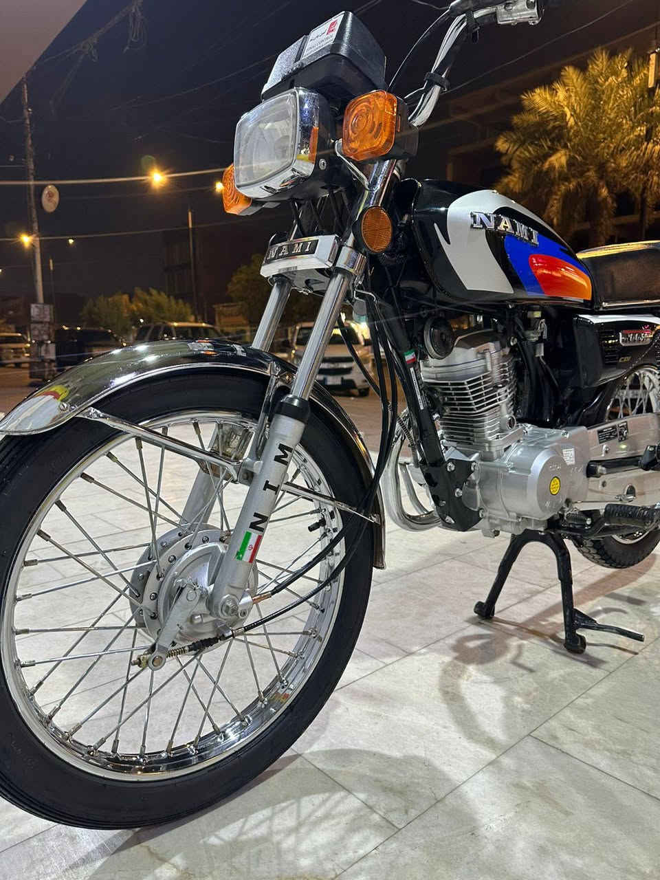 4 كير أمتياز للبيع مديل 25 شاصي 18  وكيلها العارضي 
دراجة نضيفة السعر 950 وبيها مجال
 للشراي ***********
