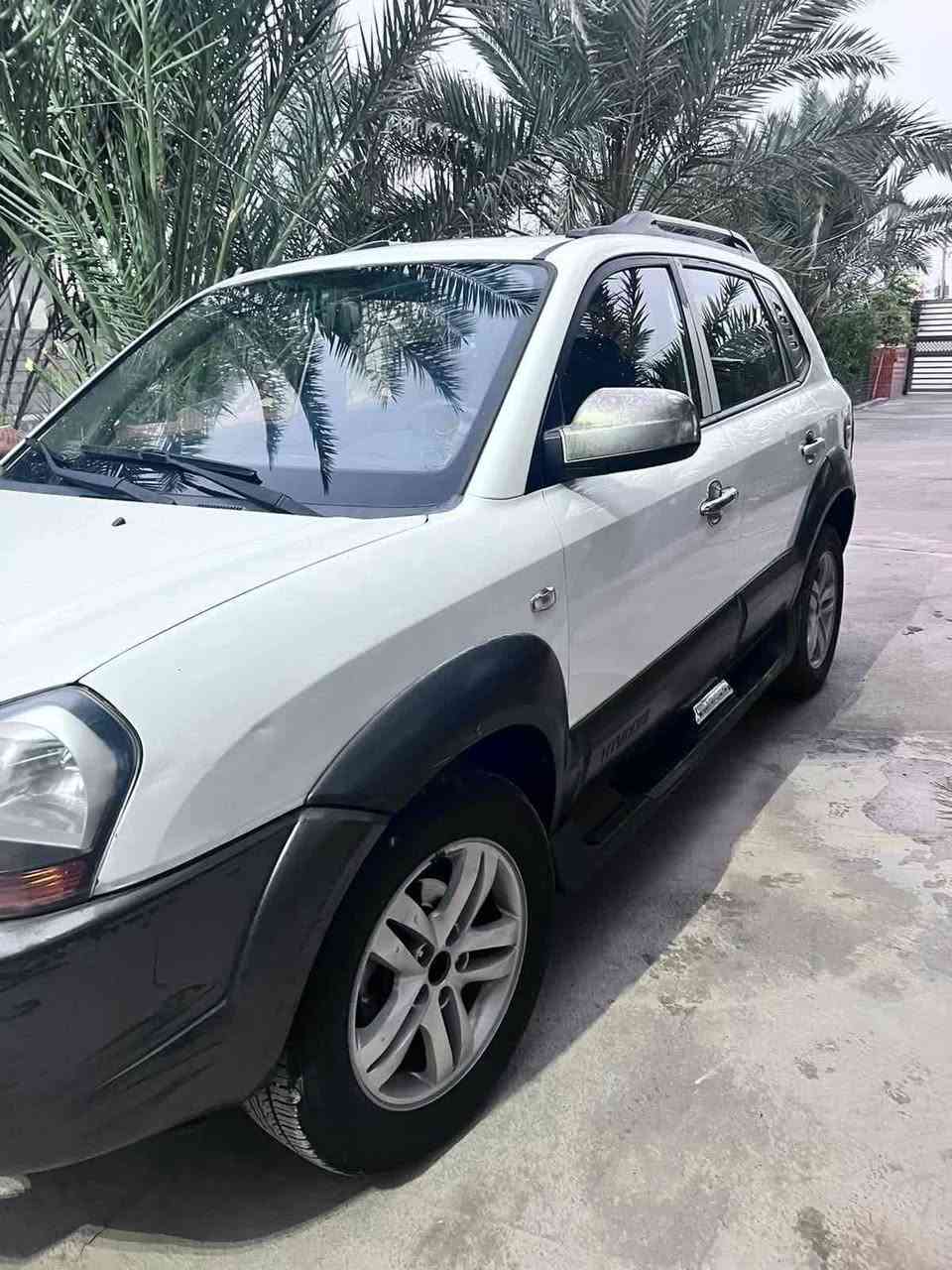 للبيع توسان ٢٠٠٩ خليجي #سعر_118_بيها_مجال  بدون ضرر فتحه محرك ٢٠٠٠ ٤ سلندر تحويل مباشر بسمي عنوان بعقوبه *********** 
*********** ابو حيدر الملا
