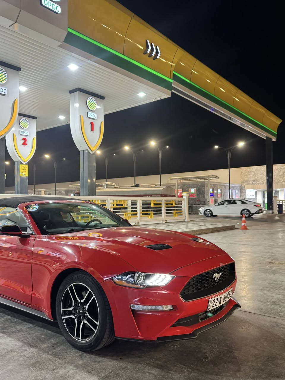 موستنك ايكو بوست 2019 كشف لون احمر مميز بريميوم فول مواصفات اربع سلندر 2.3 توربو حادث قطعتين جاملغ خلفي ايمن مصلح ومصبوغ بدون كص وباب ايمن امبدل نفس اللون اصلي ماشية 75ميل بأسمي تحويل مباشر  سنوية وهزة جديد كير 10 سرعات مكفول ومكينة ولغد وشاصي وحجر بيئة مكفول مكان السيارة بغداد *********** السعر 160
