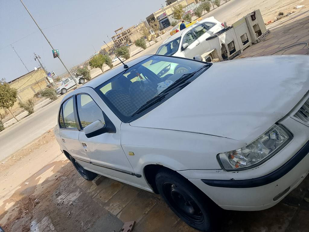 سمند موديل 2010 باسمي مداور ثانيوم هزه بعتهي سعر 40 وبيها مجال مكينه و كير كفاله كهربائيات شغاله كلها تخم تاير باتري جديد  شغل و اطلع وين ميعجبك للستفسار ***********  المكان نجف حي نداء النجف, العراق
