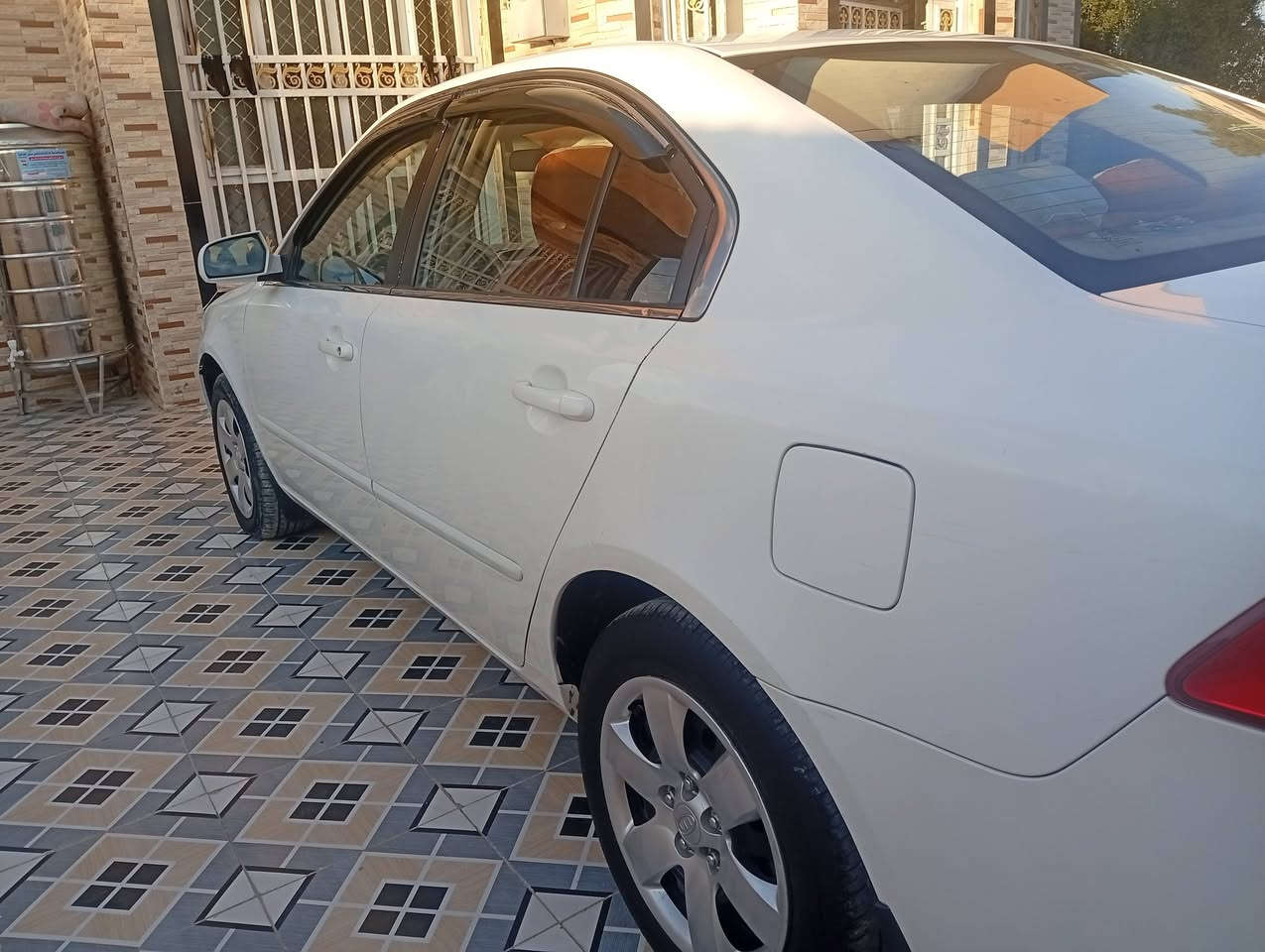 سلام عليكم كيه اوبتما للبيع 2008 محرك 2400 سياره جاهزه من كلشي كير محرك تخم تاير جديد تبريد ثلج رقم شمالي مالكه جيراني وارد امريكي بيه قطعتين بنيد وجاملغ والباقي كفاله السعر 110 وبيه مجال مكان سياره بابل شوملي اي استفسار عرقم ***********
