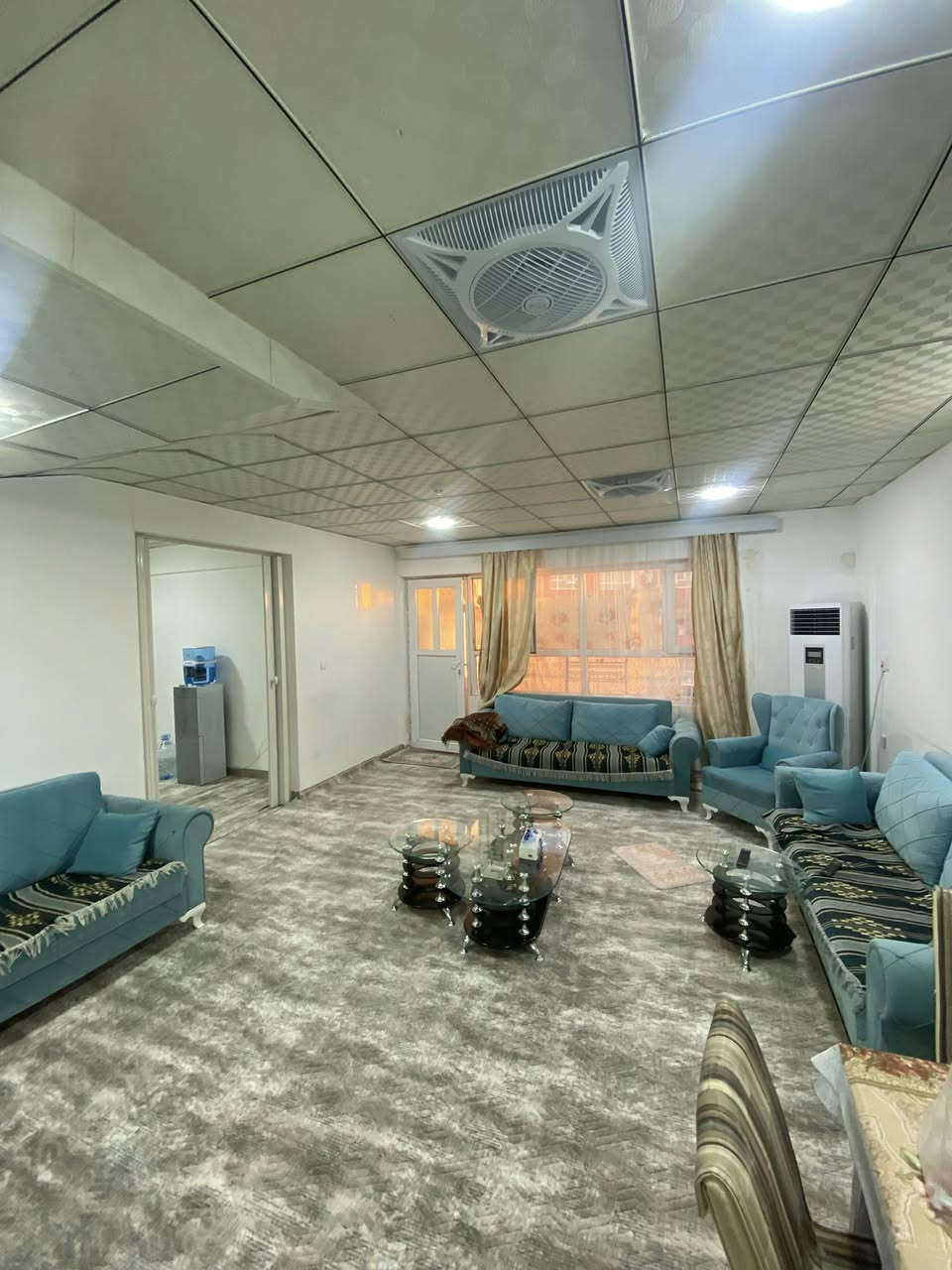 عرض حصري من عقارات #غازى_ميرانى شقه للبيع في مجمع #شاهان_ستي مساحه 128م  طابق ثاني #موثث بالكامل اثاث جديد 
_____________________________
غرفتين نوم 
صاله 
مطبخ معزول 
صحيات 
بلكونه 2 
___________________
السعر 4 دفاتر و80 ورقه مع الاثاث
التسجيل مباشر 
المجمع كامل خدمات 
الشقه موثث بالكامل اثاث جديد وبي ضمان 
_________________]
للاستفسار اكثر اتصل 
0773-717-7775
0773-717-7774
0750-820-5300
او زياره موقع الشركه سايدين لاوان بيوت المهندسين عقارات غازى ميرانى


**إذا كنت صاحب هذا الإعلان وتريد حذفه لأي سبب، رجاءا أرسل رسالة إلى الدعم الفني**