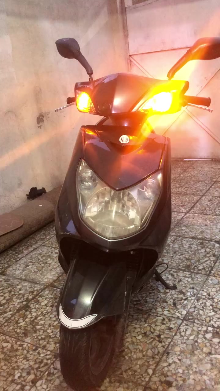 سكنس فحل بلادية الدراجة كاملة على اخر حبة برغي ممفتوح  منها مصارلها ٤ اشهر من نازلة من الرمبة بيها ورقة الكمرك مدفوع يعني تترقم السعر (مليون) وبيها مجال حك الجية عنواني بغداد الجديدة


**إذا كنت صاحب هذا الإعلان وتريد حذفه لأي سبب، رجاءا أرسل رسالة إلى الدعم الفني**