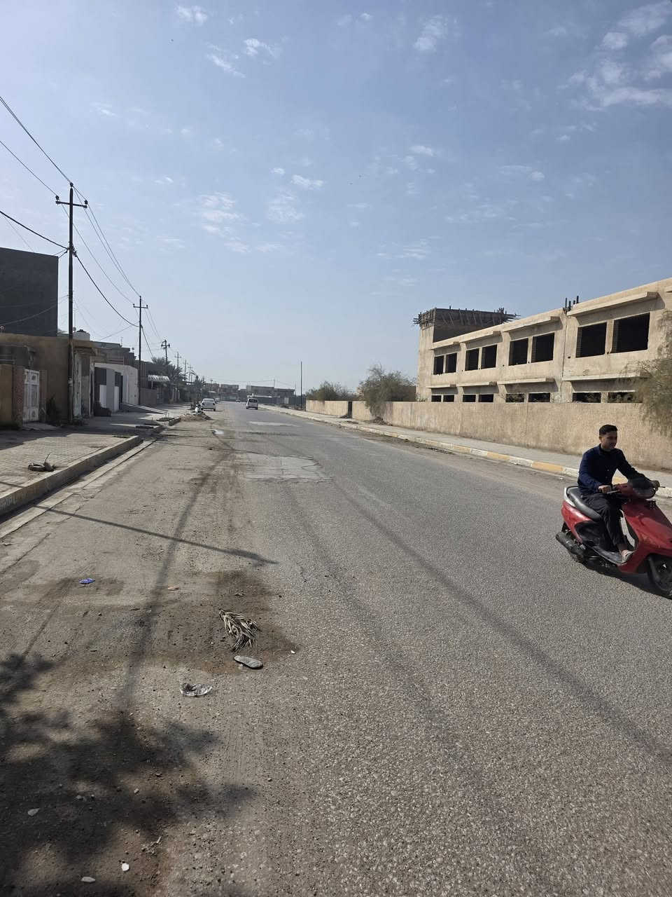 السلام عليكم
موقع تجاري  للبيع طــــــــابــــــــــو ملك صرف ركن على شارعين 

الموقع المحاويل بدايه حي النور مجاور مدرسه عراقي الجديد 

  المساحه 482 متر في السند واقع حال اكثر 

السعر خاص 

للأستفسار زياره مكتب المحامي علي راجي العلواني الكائن المحاويل حي ١٧  او الاتصال على الأرقام التأليه 

***********

***********
