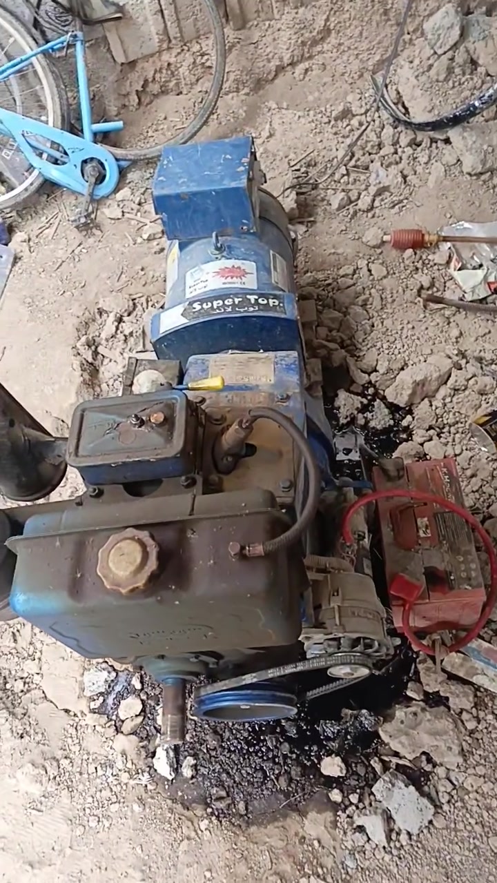 مولد كلستر 10 حصان 10 كيفي 40 امبير سلف هندر صار 3 شهور من اخذته صار عليه قسط فوك ال 2 مليون ونص والله جان عندي مشروع دواجن وتركته واريد ابيعه سعره مليون و 400 وبيه مجال الشراي مكاني ديالى الخالص ***********

