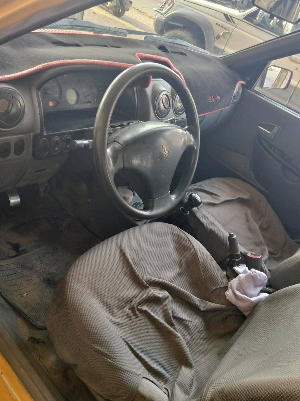 سلام عليكم سايبا للبيع مديل 15 شرط تحويل رقم بغداد مسوي مكاتبه مروريه بسمي وصار عندي ظرف واريد ابيع مكينه وكير مكفولات جاملغ الايمن مبدل بدون ضربه شواصي كفاله وتجي اتشوف بعينك كلشي بيها شغال تبريد تدفئ شغالات خير من الله وسعر 32 وبيه قليل وهذا رقمي *********** مكان سياره بغداد
