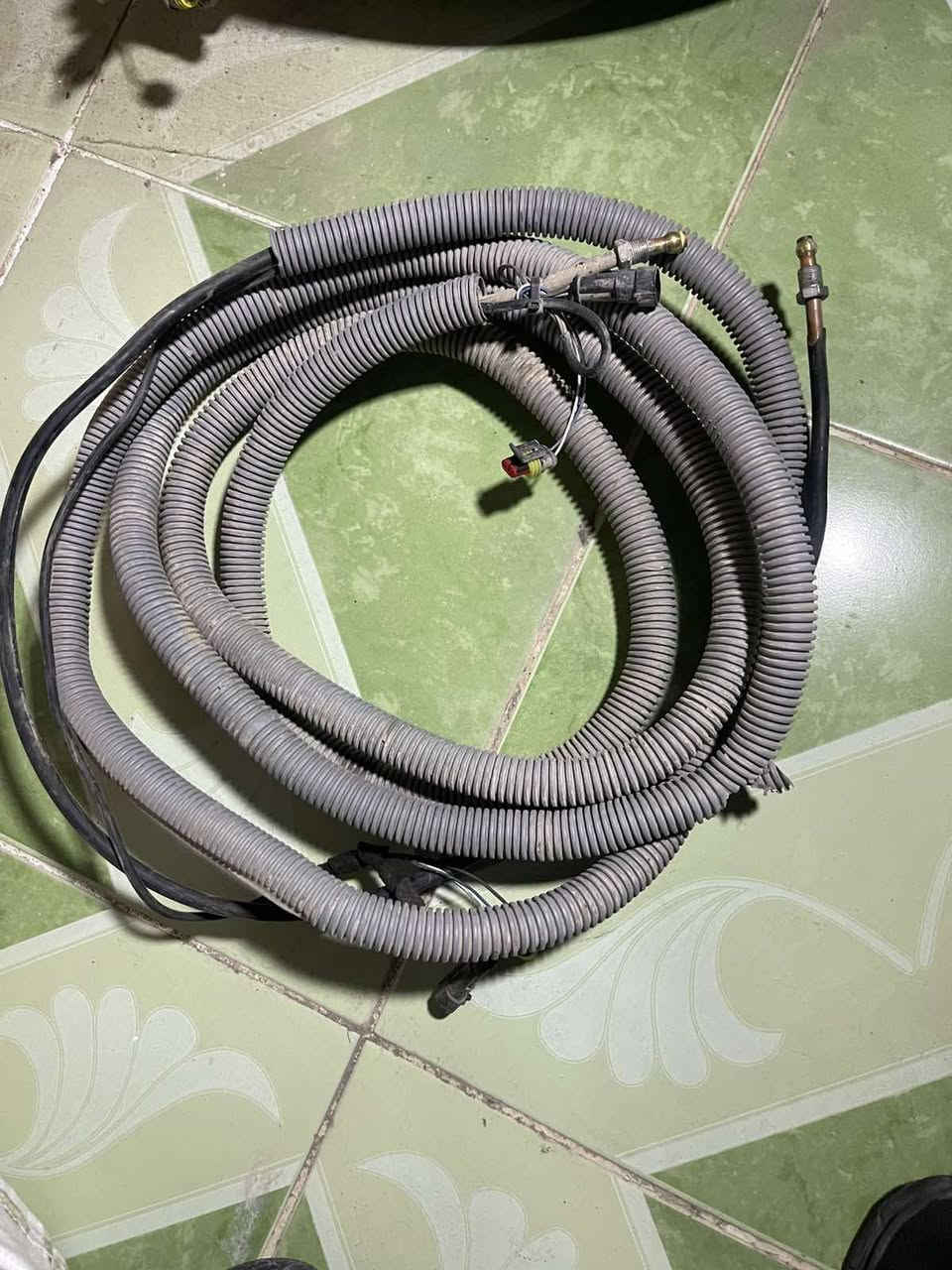 منضومەالیتالي زافلي 8 سلندرلیبع خزان 100لیترمکان سبیر
سیستەمی لیتالی 8پستن  ڵۆفرۆشتن تەنکی 100لترجی سپیر 

واتساب  ***********
