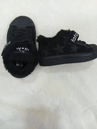 احذية • شلعة • مفرد