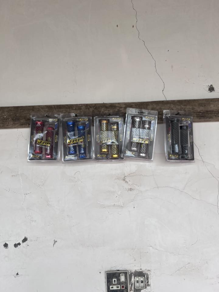 سلام عليكم موجود تفصيخ 010/08شتحتاك موجود توصيل جميع المافضات 6الف ***********موجود خاص او واتساب
