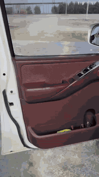 سلام عليكم نيفاره للبيع موديل 2014 سياره جهاز خير من الله رقم تليفون *********** واتساب وشراي يتصل بي خير ودلل
