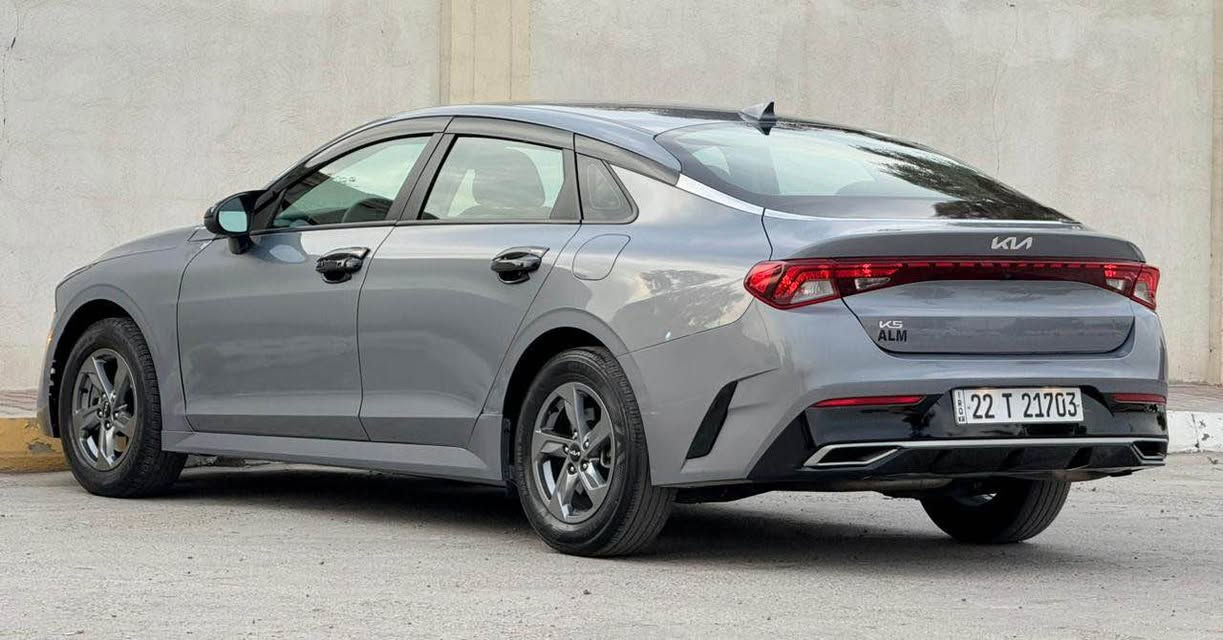 السلام عليكم 
كي فايف 2023 للبيع ماشيه 38. بصمه وتشغيل عن بعد رادار امامي وخلفي وبل مري تحديد مسار اوتو بريك لدات
بيه بابين صبغ السياره ترقيم جديد وجاهزه تريد وكاله تريد تحويل 
بغداد - كاظميه
***********☎️حسنين بغداد, العراق
