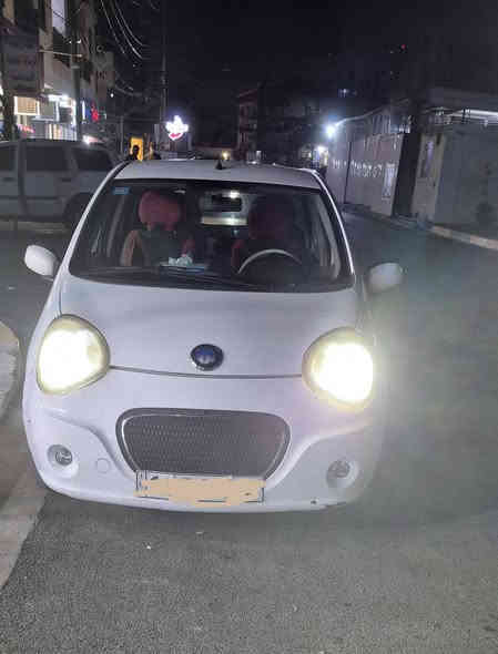 جيلي باندا ٢٠١٣ للبيع..
رقم بغداد  السنويه بأسمي ثاني يوم التحويل 
السعر  ٤٨ ورقة وبيها مجال ان شاء الله 
العنوان : بغداد / حي تونس/ أفاق عربية 
للأستفسار    ***********
