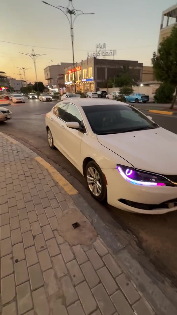 كرايسلر c200
موديل 2016
الضرر مرفوق بالسونار
سنويه لحد 2029
لايتات زنون
وحاجب متغير جديد
السياره جاهزه للاخير 
تخم تاير حداده مكينه بشرط
كشنات جلد تدفئه 
شاشه جبيره 
كامره خلفيه
السياره حلوه 
90 وبيها مجال قليل
مكاني بصره
***********
