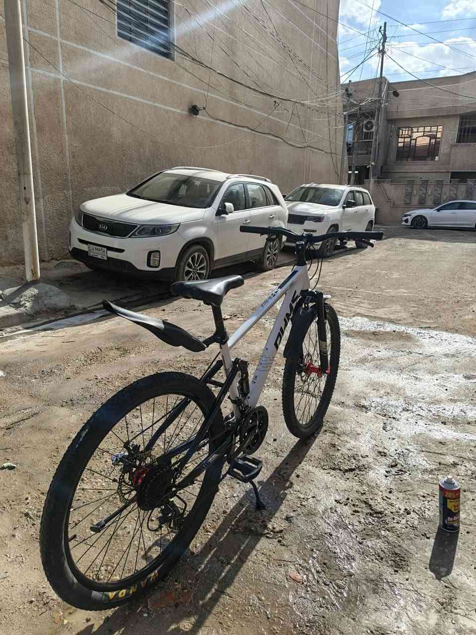 السلام عليكم بايسكل كنت للبيع دبل امامي خلفي مكنيه 8 نمر بايسكل يتحمل وزن ثقيل ايضأ بايسكل نضيف السعر خاص *********** المكان الامين الثانيه شارع النواب تقاطع مدرسه الزهور
