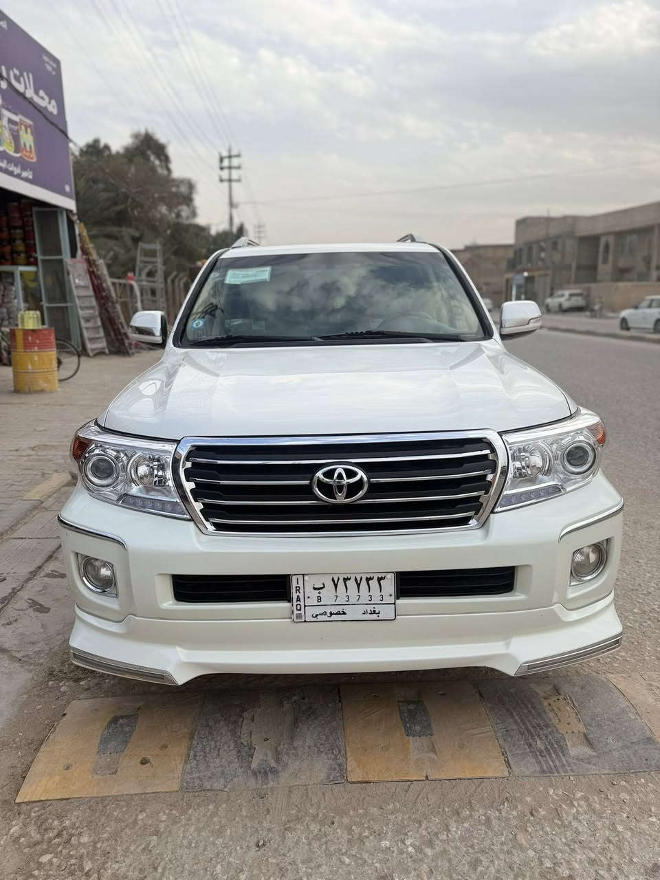 لاندكروز موديل ٢٠١٢ مكفولة كفالة عامة بريم فول مواصفات  مكينة بلادية ما مفتوح برغي بيها كير حدادية تخم تاير كله جديد بدون خطه السيارة جاهزه وكلها عل البلاد للاستفسار *********** مكان السيارة النجف السعر اتصل وسهله انشالله
