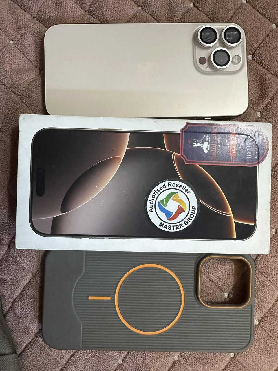 ايفون 16برو ماكس 
256ذاكره 
بطارية 92
مكاني بغداد 
السعر 1250
***********
