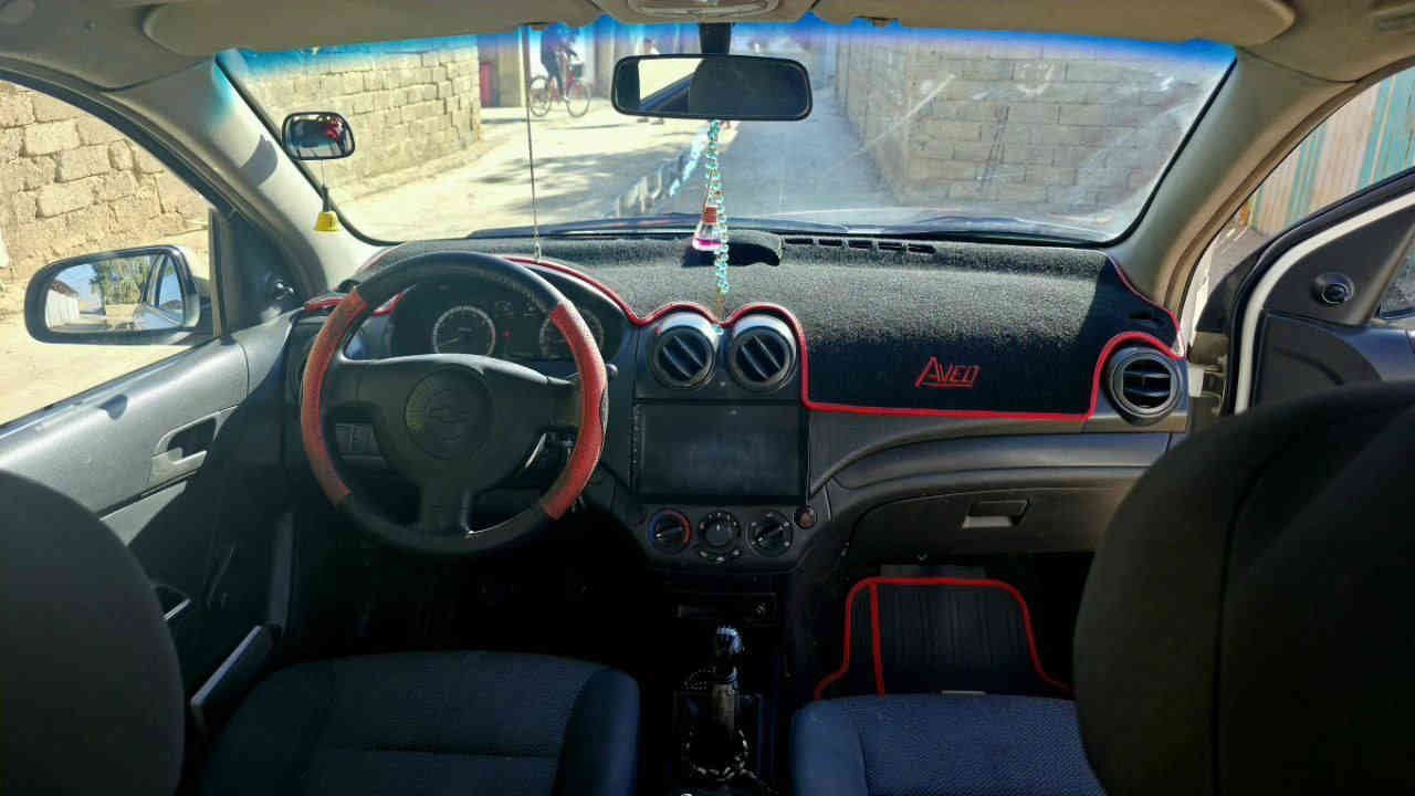 افيو 2008
بيها جاملغ امامي 
كير عادي 
تبريد ثلج تدفئة
سنوية باسمي جديدة 2028
رقم مميز 4 ارقام 
شاشة 
كامرة 
محرك بي اثر نفخ 
كير شرط
باتري جديد 
السيارة مابيها اي نقص
السعر 68
اتصال وتس ***********
