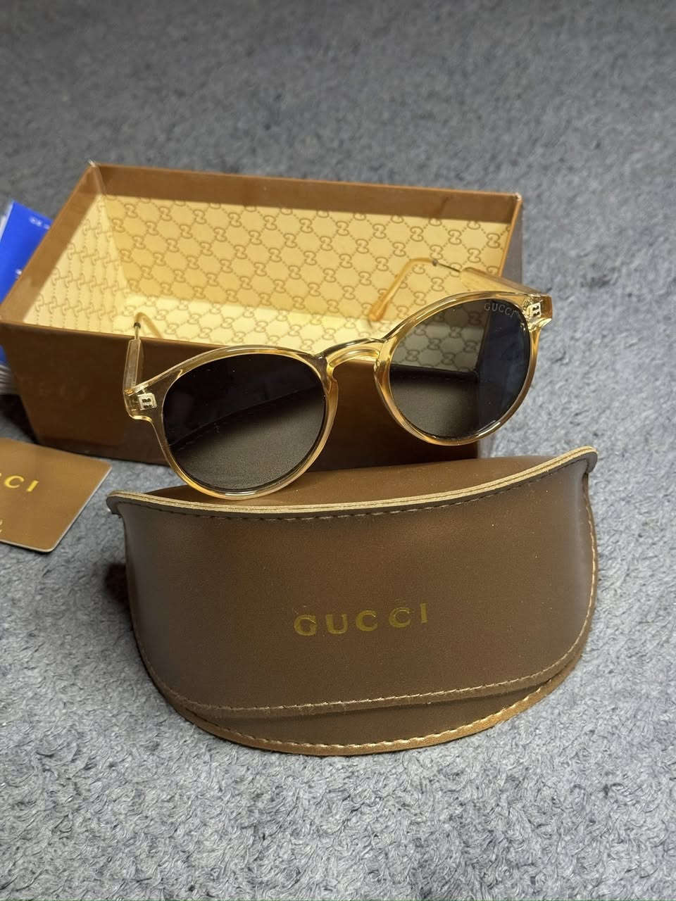 نظارات ماركة كوتشي جديد اصلي صنع ايطاليا كل التفاصيل داخل آلصور رجالي للحجز خاص


**إذا كنت صاحب هذا الإعلان وتريد حذفه لأي سبب، رجاءا أرسل رسالة إلى الدعم الفني**