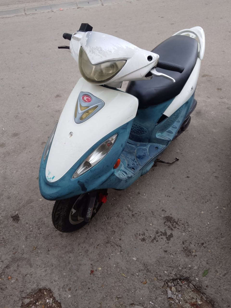 سلام عليكم 
دراجة 140 
دراجة منزلهة من الرمبة 850 الف 
ندعمت بيهة 
بيهة مكينة فوللللل 
ولا ملعوب باي برغي بيهة  
مكانهة اعضمية 
دراجة علا وضعهة هذا ابيع أو مراوس 
***********
