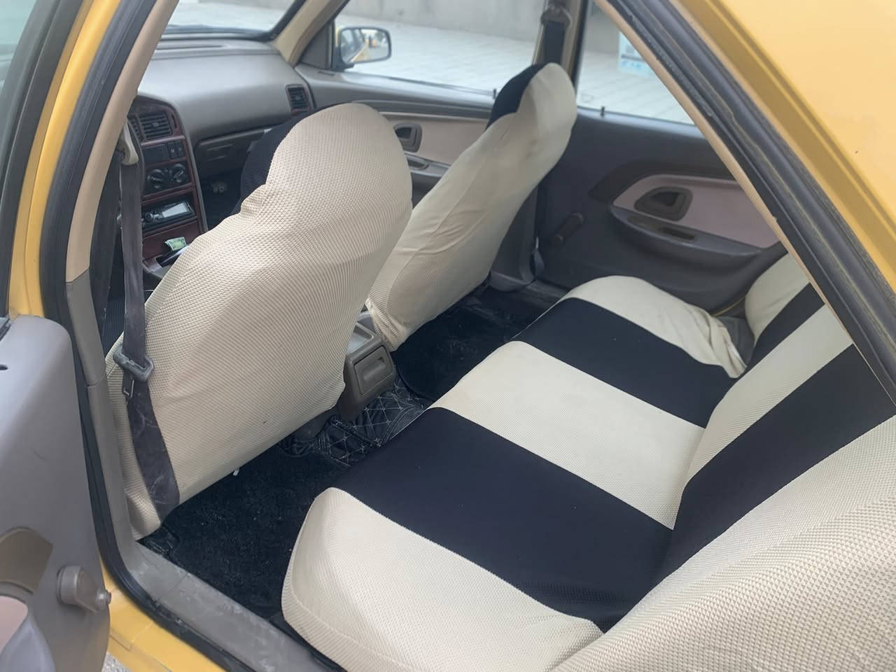 السلام عليكم للبيع بيجو 2013 بسمي محرك كايم وبي كازكيت وينقص بيهه جاملغ خلفي وامامي عليهه هيئه 3  سنوات غرامات  يطلع بل تلفون عليهه 300 للبيع 28 انطيك صافي *********** تبريد بي ليك
