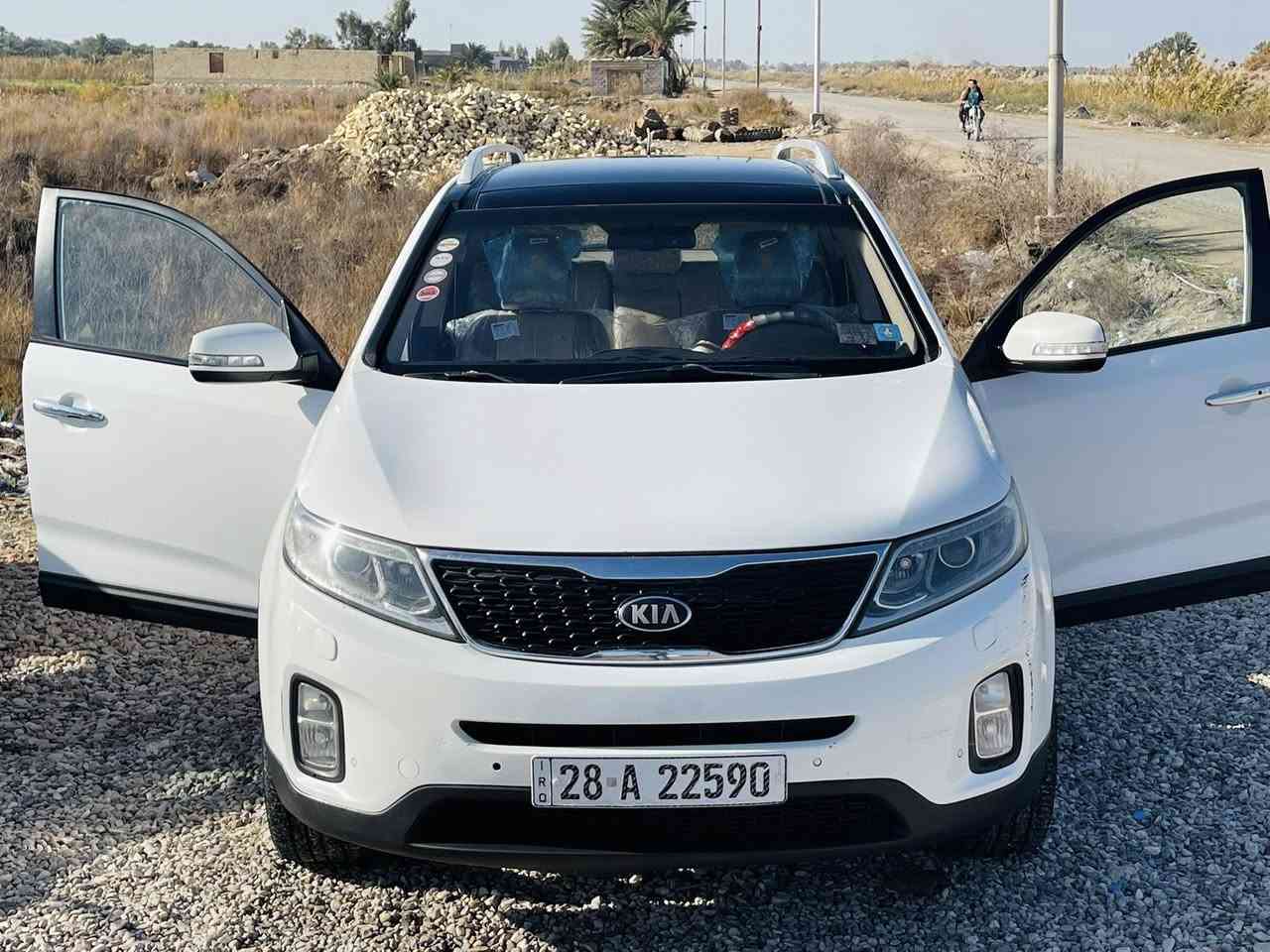 السلام عليكم 
سورنتو موديل 14  
6. سلندر 
سياره فول مواصفات 
بانور رامه 
مريا شفط 
حساس امامي خلفي 
كشنات  كهرباىي 
زراكات لايت امامي 
 7 راكب 
3 قطع تبريد 
رقم نجف سنويه 2030 
بيهه فقط الجاملغ الامامي اليمين مرشوش (جهت السدر) 
الباقي سياره مكفوله وسياره نظيفه 
سونار جديد قبل يومين مسوي 
مكاني دوانيه دغاره سعر 195 شراي بي خير يدلل 
***********
