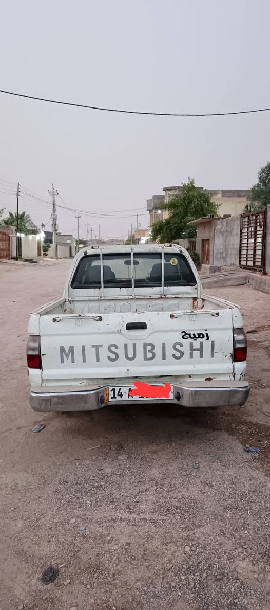 سلام عليكم بيك اب مستوبيشي موديل 2004 بأسمي سياره بلاديه مابيها صبغ بيها لتحيظات بسيطه سمكره مكينه ونجي ٤ سلندر الناعم تخم تاير قبل سبوع شديتهن باتري جديد شرط التحويل المكان البصره  الزبير السعر ٣٨ وبي مجال ***********
