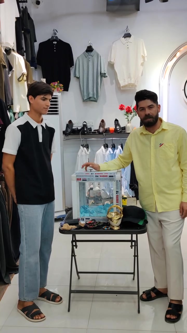 تخفيضات ناررررر  🔥🔥🔥🔥
لبدي 10 و 8 ألاف فقط
البجامة 10و 8 ألاف فقط
جميع قميص داخل المحل 15 الف فقط
تراك 18 الف اخر قطع
#مجمع_حسين_الاشقر
***********
***********
