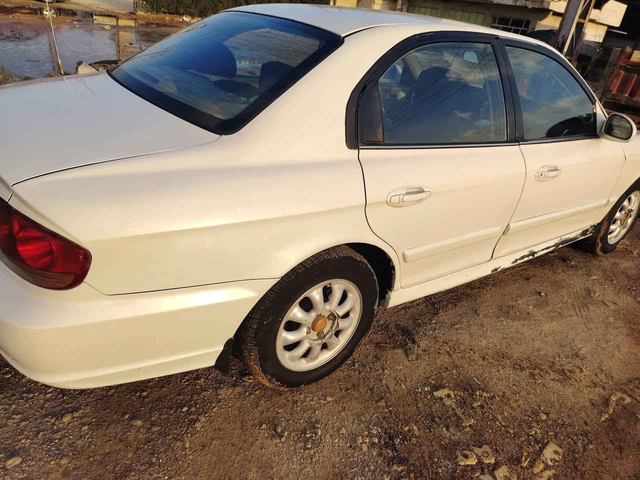 سيارة سوناتا 2004 وفود
مكينة 2000
60 بيهة مجال
***********
مكان بغداد النهروان
