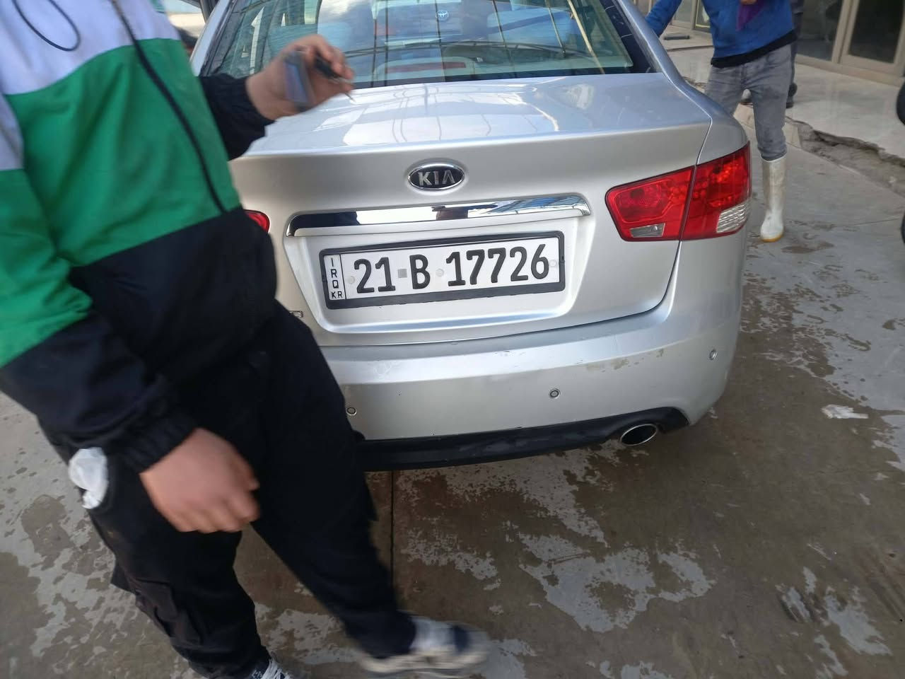 سيراتو للبيع موديل 2012سنويه جديده ورقم نكليزي سليمانيه السياره متجايه تجوته خفيفه مكفوله من الكص مابيه لاشواصي ولاحوض بيهه قطع صبغ بس اني ابيع عام السعر 75 العنوان بابل الحصوه *********** 
*********** ما اجاوب خاص اتصال فقط
