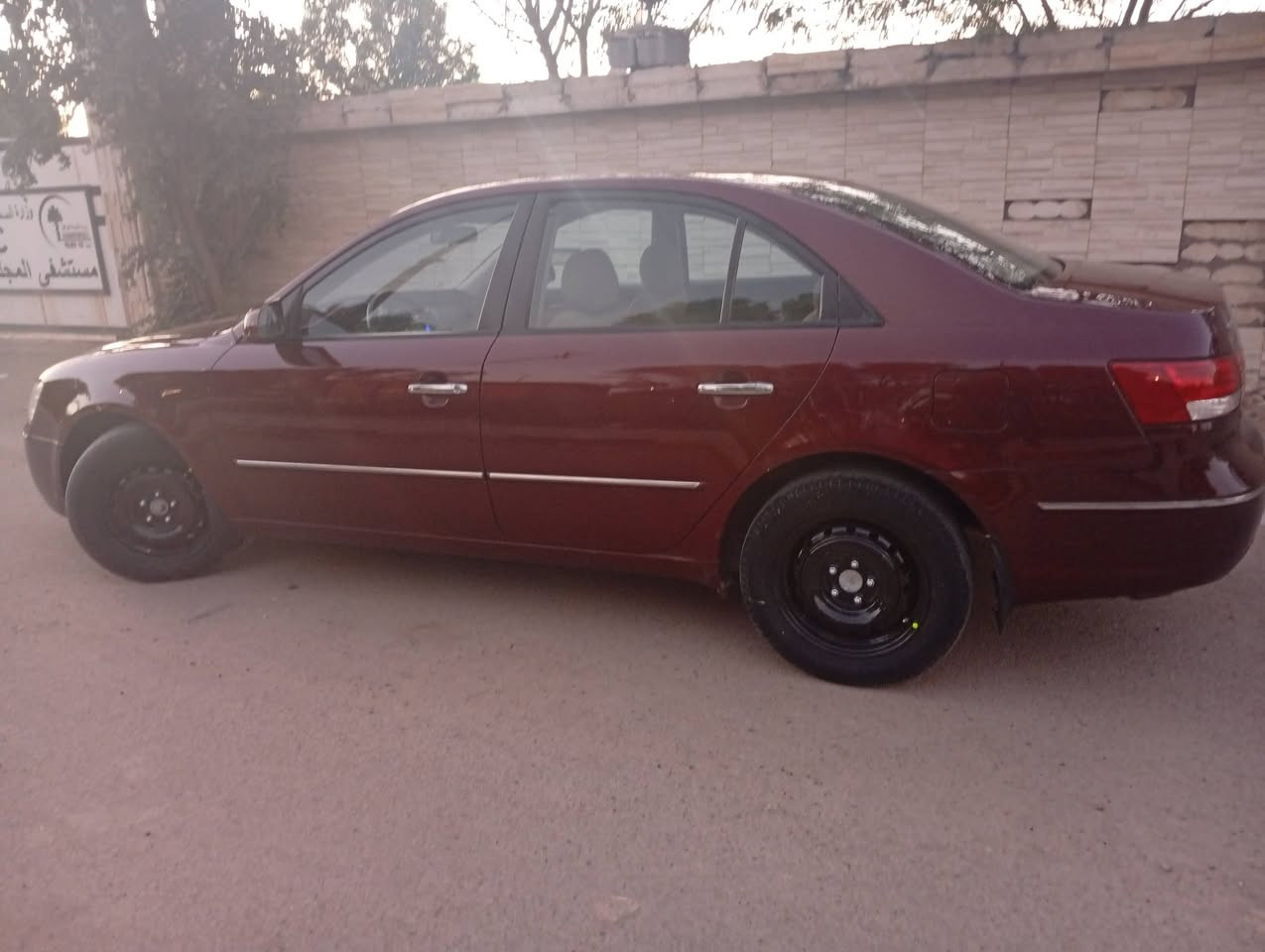 السلام عليكم
سوناتا خليجيه ٢٠٠٩ 

محرك كير صدر خير من الله 

سيارة جاهزة رقم دولي بغداد 

صفحه الصدر صبغ وجاملغ السائق 

بدون دواخل بدون فتح 

مكاني شهداء السيدية 

قرب جامع الإمام علي ع

السعر/١٠٨ بيها مجال قليل 

***********
