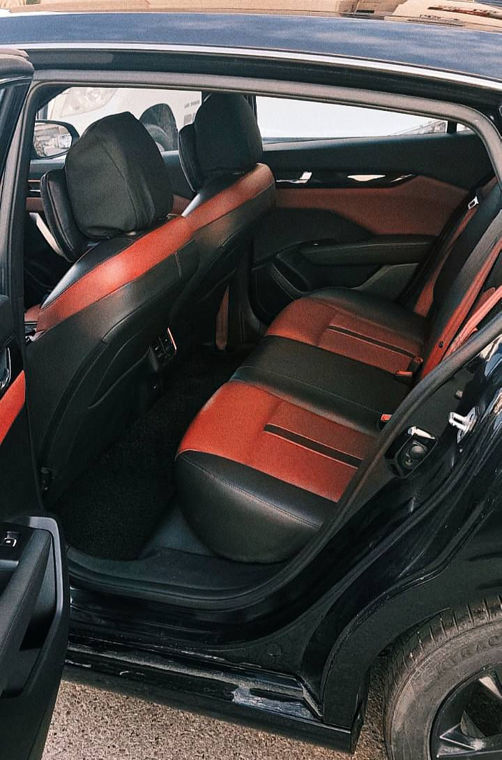 السلام عليكم
دونغ فينغ A30 اوليوس 2022 فول مواصفات سبورت
  بعده بالضمان ماشيه 117 ال


**إذا كنت صاحب هذا الإعلان وتريد حذفه لأي سبب، رجاءا أرسل رسالة إلى الدعم الفني**