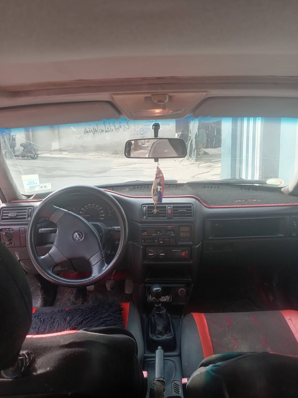 سلام عليكم فكترا موديل ٩١ حجم ١٦ شرط التحويل كابون بيها السيارة  كلها شرط بس المحرك تعبان السعر ٣٦ الرقم ***********
