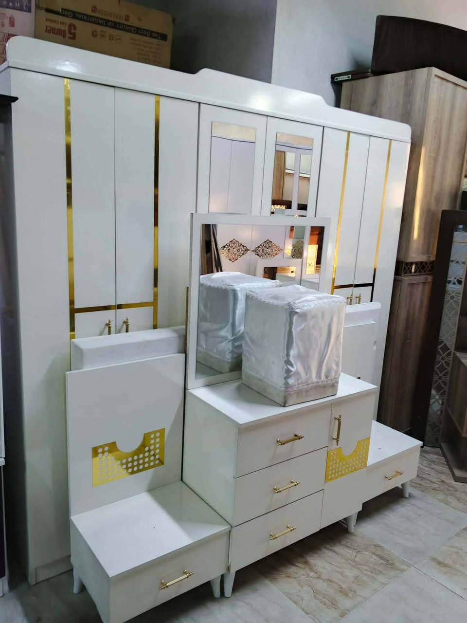 غرفة نوم للبيع   شراي يجي خاص العنوان كركوك 7قطع


**إذا كنت صاحب هذا الإعلان وتريد حذفه لأي سبب، رجاءا أرسل رسالة إلى الدعم الفني**