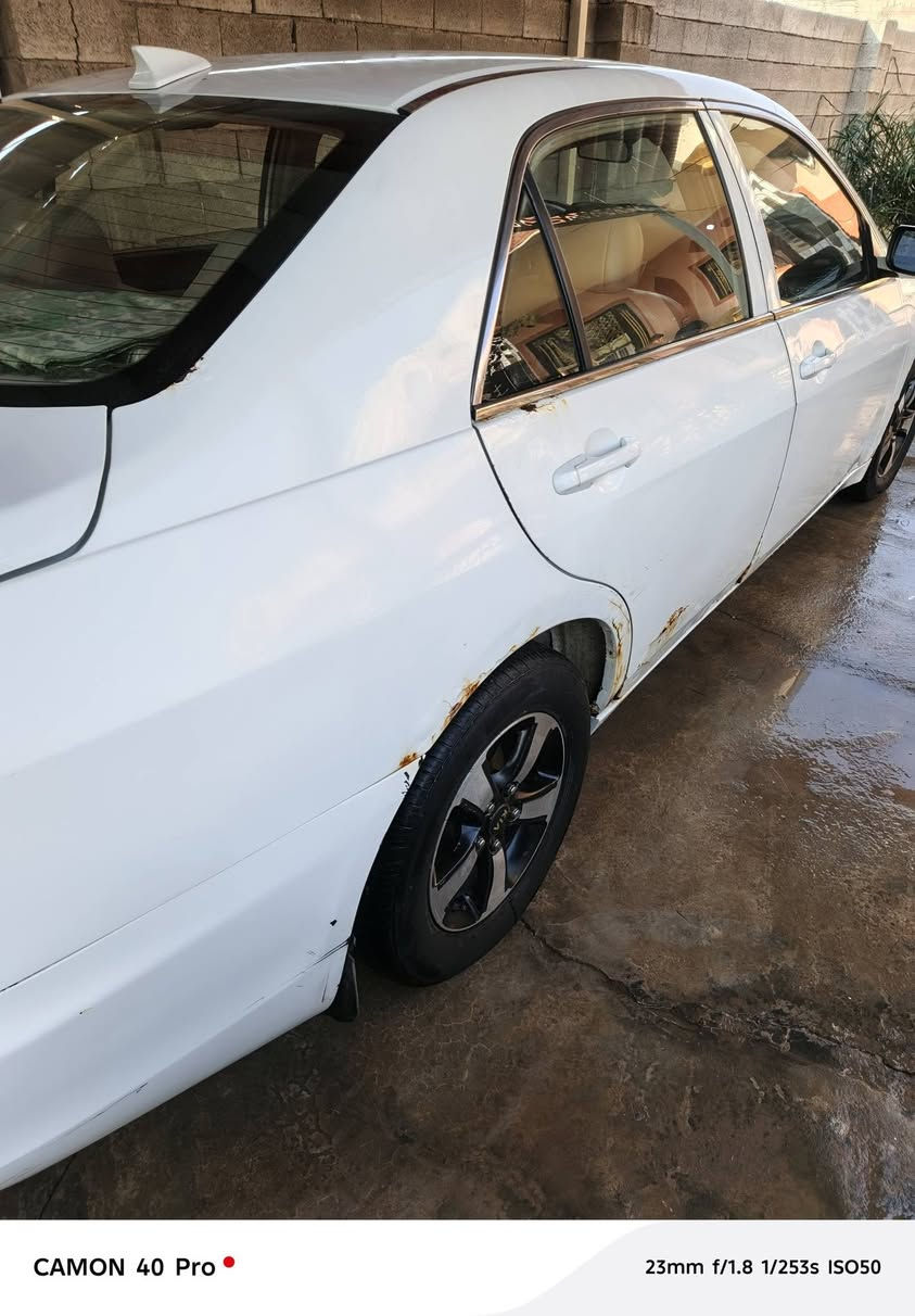 عليكم 
بي وأي دي f6 السعر 43
للبيع 2011
رقم قادسيه انكليزي دولي 
سنويه ساقطه قبل 10 ايام
تتفئه تبريد 
فتحت سقف 
تخم تاير جديد
صدر أمام خلفي قبل يومين اشتغلته
لايت زنون
مكان صلاح الدين بلد
***********
