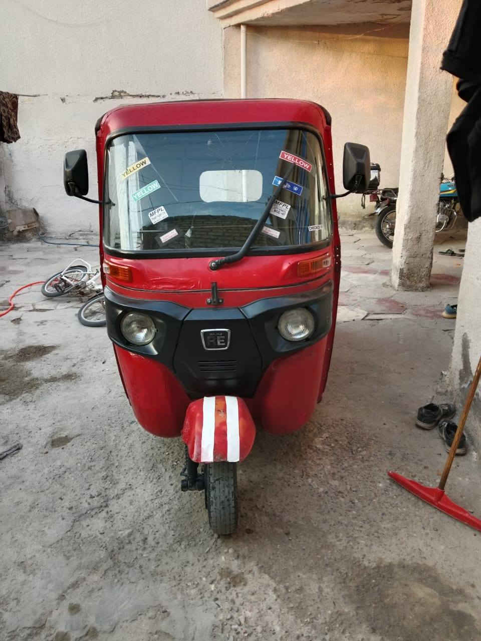 تكتك 18للبيع السعر 2700 كايمه مكاني الحسينيه الراجديه ***********
