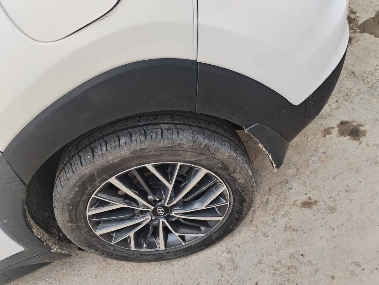 توسان موديل  2019
بيه ضربه بل جاملق الخلفي
رقمه بغداد
مشروع وطني
            السعر 155 بيهه مجال

رقم الهاتف ***********  انتصل او وتساب
