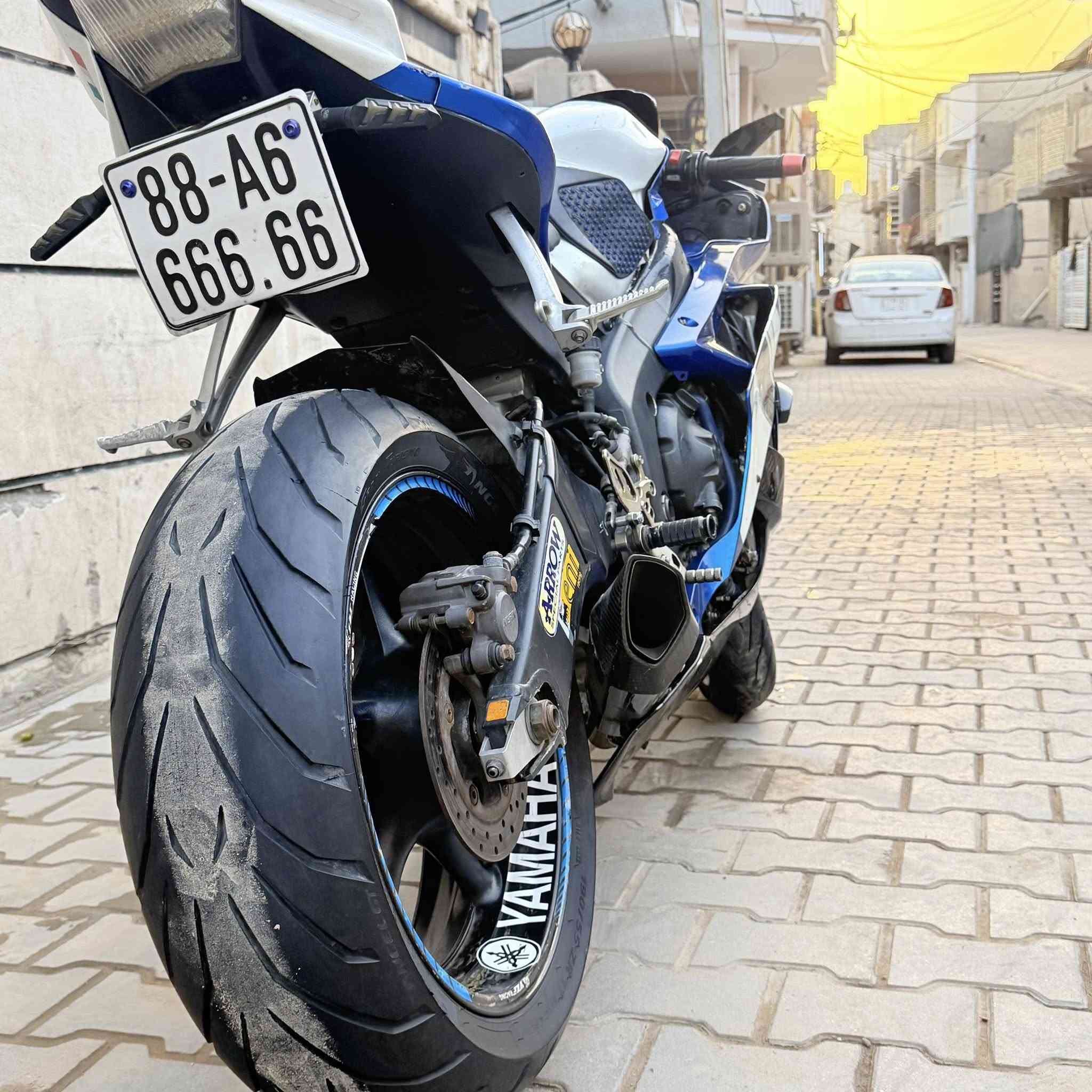 سلام عليكم بطح ياماها R6 للبيع الدراجة عليها إدامة كاملة جديدة من بلكات و مجاول و نوزلات العنوان بغداد الإسكان غير متواجد بالفيس للتواصل ***********
