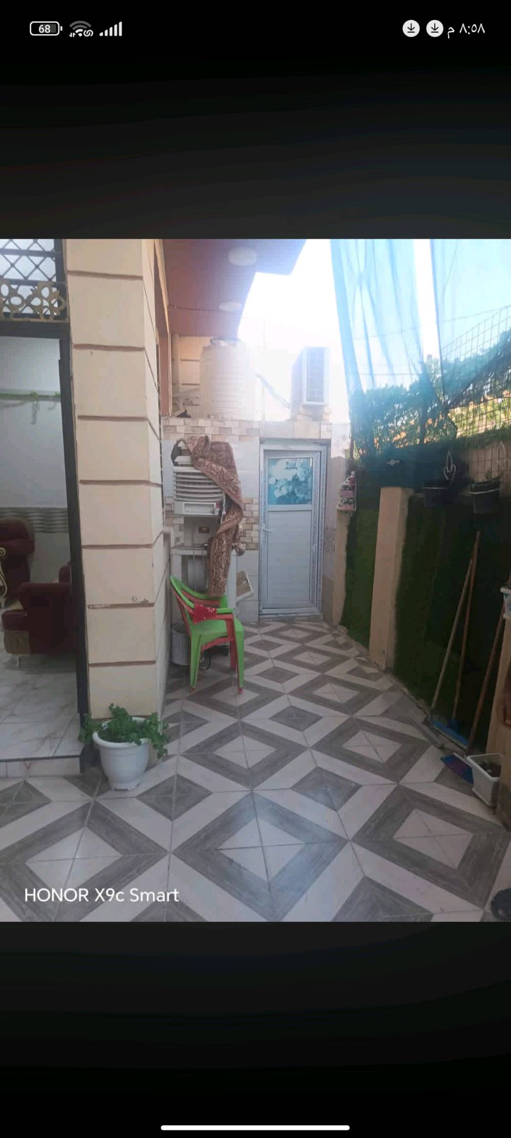 #دارللبيع 🏠

طابو زراعي سند 25 المساحه 170متـࢪ

طابق واحد محتوياته غرفتين نـــــــــوم هول استقبال مطبخ كراج سياره. 

عنوانه شارع شريفه ع الجديد الرابط بين 80و 100 قريب من الشارع العام جدا.
بيع مستعجل سعر مناسب  
***********