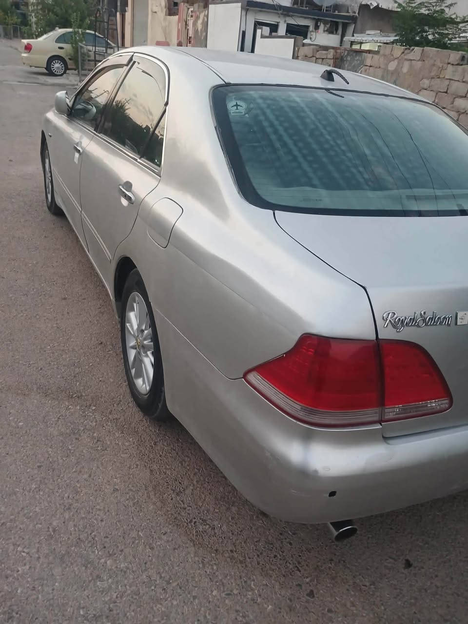 شاینا
مۆدێل 2005
بڕاوە بڕاوە بڕاوە
سەیارەکە کۆدی هەیە پلێت و باڕکۆدی وەرگرتوە
گەورە بە گەورە182
سێ دووگمەی سێ پەردە
4کوشن کارەبا
سەلاجە
تەبرید مەرکەزی 
پێش و دوا حاسە
سەیارەکە 200هەزار ڕۆیشتوە
سعری 47 گەڵا و مەعامەلەی برایانە
***********
