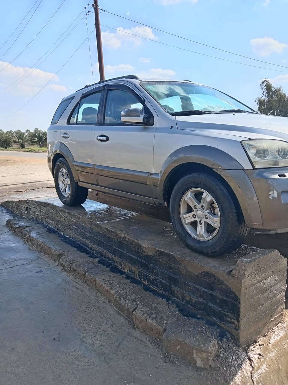 السلام عليكم
سورنتو 2006خمسه راكب 6سلندر مصبوغة عام أثر جراد سياره حلو ما ناقصه شي رقم بصره دولي مكانها حله ‏‪***********‬‏
