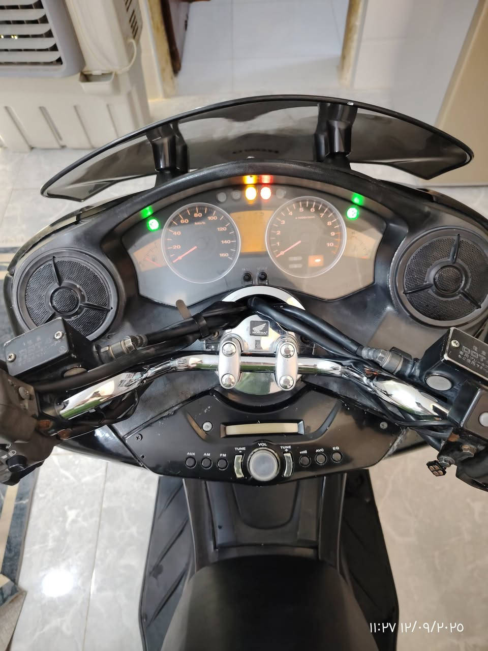 السلام عليكم
دراجه صفر عشره 0/10 اس سفن فول مواصفات رمبه مكفوله كفاله 7نمر4تحويلات مسجل بلادي  تدفئه يدات كلوب جنطه تايرات جدد شلعه معدل فو  ومكاتبه المعرض موجوده السعر وبيهه 13مجال الشراي يتصل ***********
 مكاني بغدادالحسينيه الرجديه
